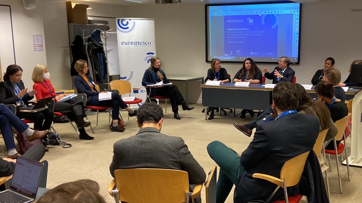 📣The Civil Society Platform (moderated by @wrennyjen) explored how to fight #corruption and enhance #transparency from the perspective of #Mediterranean #CivilSociety organisations. #Euromesco2022