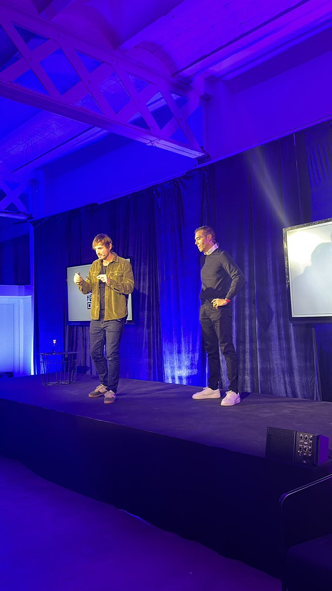 The Keenfolks CEO <a href="/MMach7/">Miguel Machado</a> and <a href="/XaviCortadellas/">Xavi Cortadellas</a> take to the stage to invite our new Keen Circle members to the community with a NFT mint