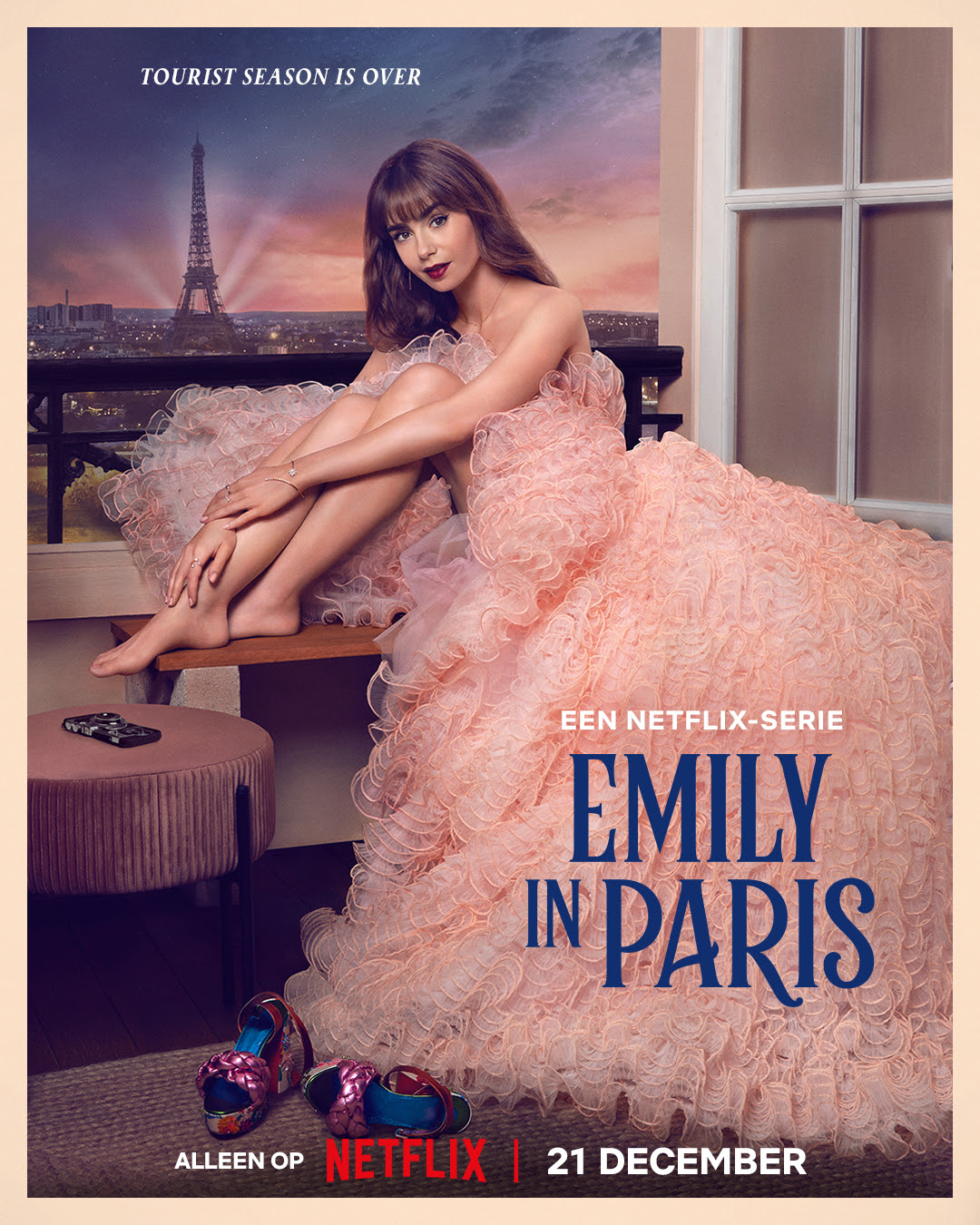 Belgische Emily in Paris S3 poster met Lily Collins