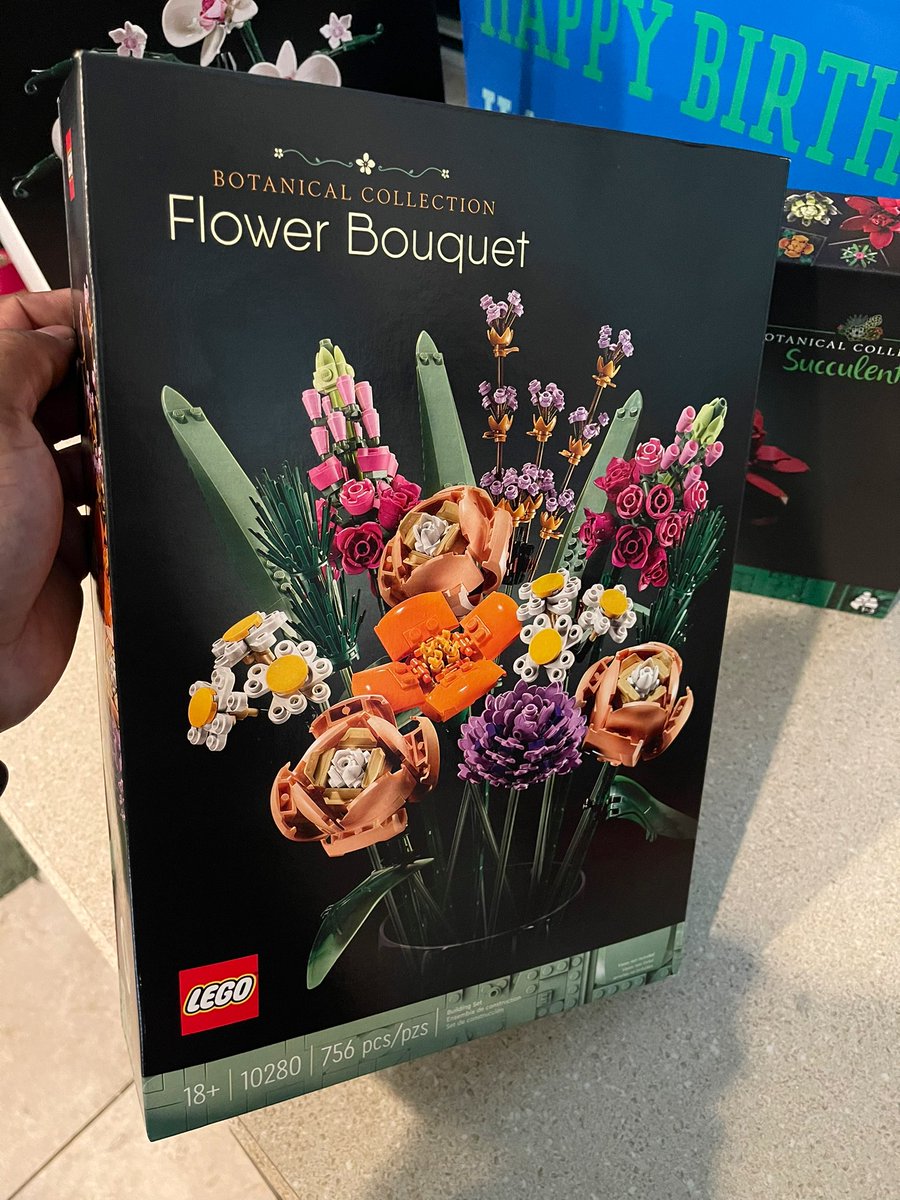 FleeTheeDon's tweet photo. Best Birthday Gifts so far… they forgot the Bonsai set tho  🥹😭 https://t.co/V42q95LMar