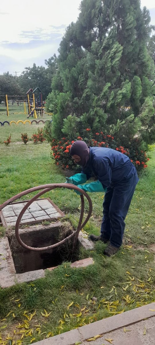 CMGRDVPAR's tweet photo. #Gestion Comprometidos con nuestra Entidades Operativas @CMGRDVPAR realizó la limpieza de las baterías sanitarias en el Batallón de Ingenieros #Valledupar @Ingenieros_EJC gracias a esta invención con el #CamionVactor se logró contrarrestar situación de riesgo. @SecGobiernoVup https://t.co/Ghc0Z6HNSU