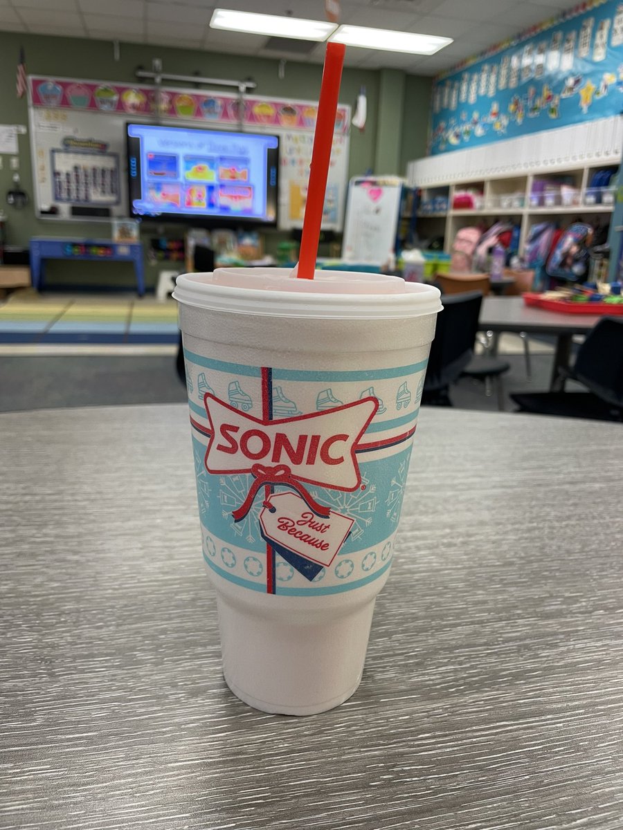 This little gem showed up for me this morning and it made my day! Thank you so much <a href="/LyndseyKayHill/">Lyndsey Hummert Hill</a> for being so thoughtful!