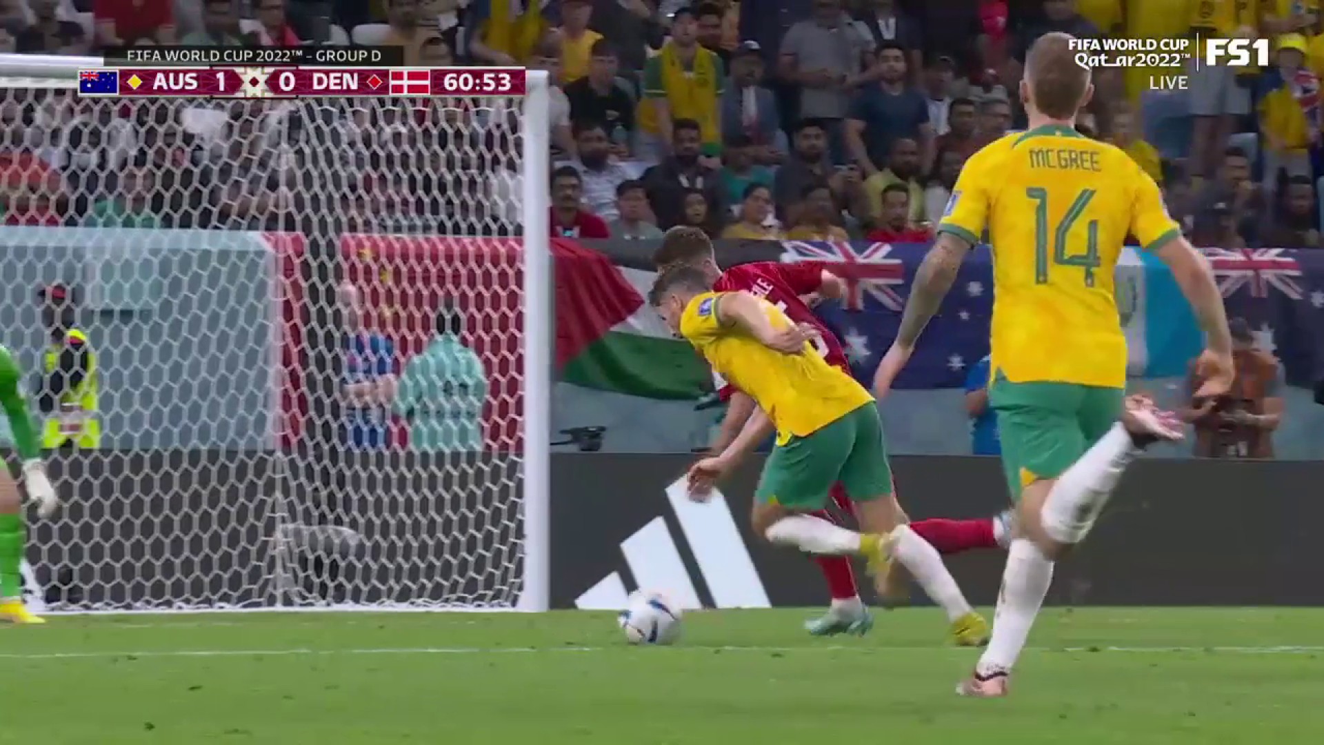 This goal by Mathew Leckie was CLINICAL 🇦🇺🔥”