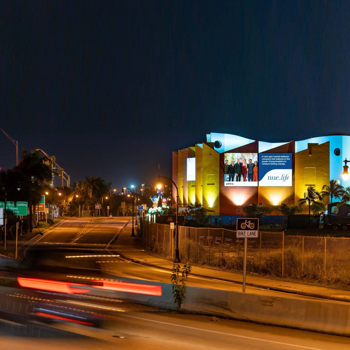 nuelifehealth's tweet photo. Visiting #ArtBaselMiami this week? Can you spot our billboard? #growwithbrex https://t.co/aAeaOvGy2R