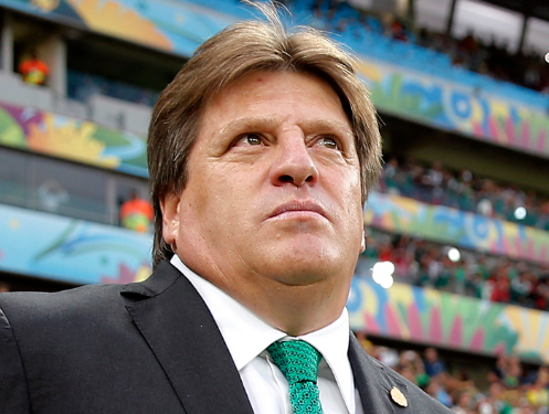 futbolsapiens's tweet photo. Denle la Selección desde mañana, no hay tiempo que perder. https://t.co/ZJvElxjL0M