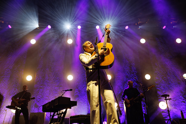 Two more shows in South Africa are all that remain of the White Ladder Tour. Cape Town tonight… come on! fanlink.to/DGTour