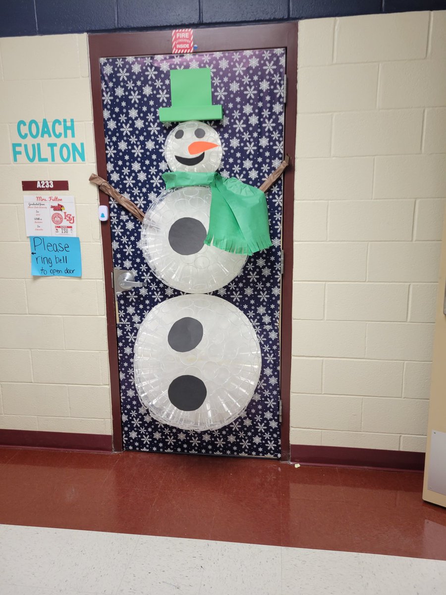 coachnkellman's tweet photo. It's beginning to lpok a lot like Christmas in Jordan' 6th grade Hallway
@NISDJordan
#JordanIgnited https://t.co/KAXFz0upqr