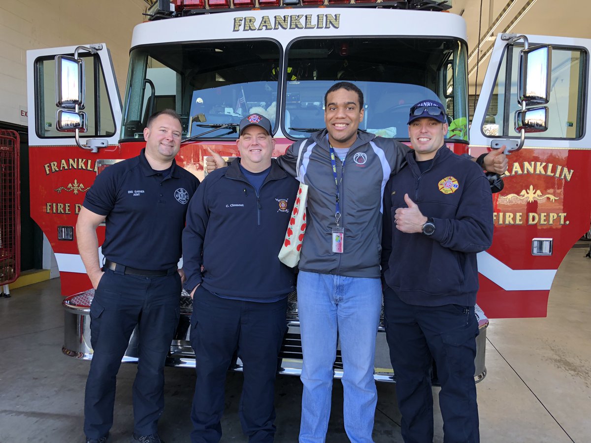 FranklinFire's tweet photo. Firefighters at Station 4 enjoyed their visit with Franklin High School Transition 2 students! The students stopped by for a station tour, apparatus demonstration, and some fire safety lessons! Thanks to teachers Megan Lechner and Leya White for coordinating the field trip! https://t.co/zKLu0AmHFj