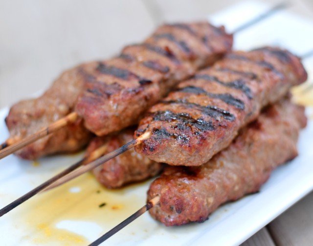 honestandtruly's tweet photo. Kefta Kebabs - Delicious Middle Eastern Version Of Meatloaf https://t.co/Glz0hbCXs0 #kefta #kofta #dairyfree #glutenfree #groundbeef #easyrecipes #kebab https://t.co/Cms8i3Y5Lr