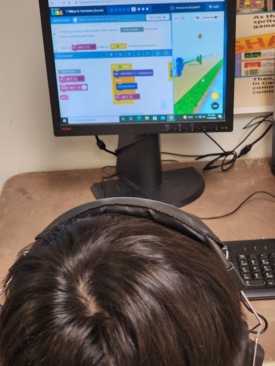 MrMaxwell1999's tweet photo. #HISD #hatch #codeorg #HISDeCoded #HISDecode #wearemarshall #12daysofcode #kickoff #digitalliteracy #HISD_diglitstrong #CSWeek #CSEdWeek #CSforALL #CSforGood @DigitalPromise @dpvils @HISD_Inst_tech https://t.co/BJooZvzCfz