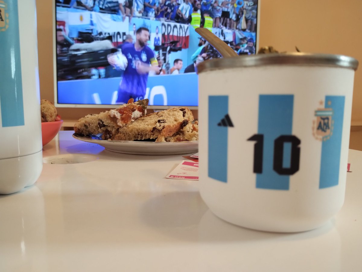 La cabala intacta

#DiaNacionalDelMate #ArgentinaPolonia #VamosArgentina