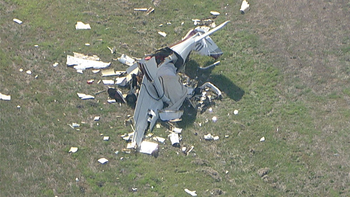 Gabe Santos on Twitter "BreakingNews out of Torrance Airport. A small