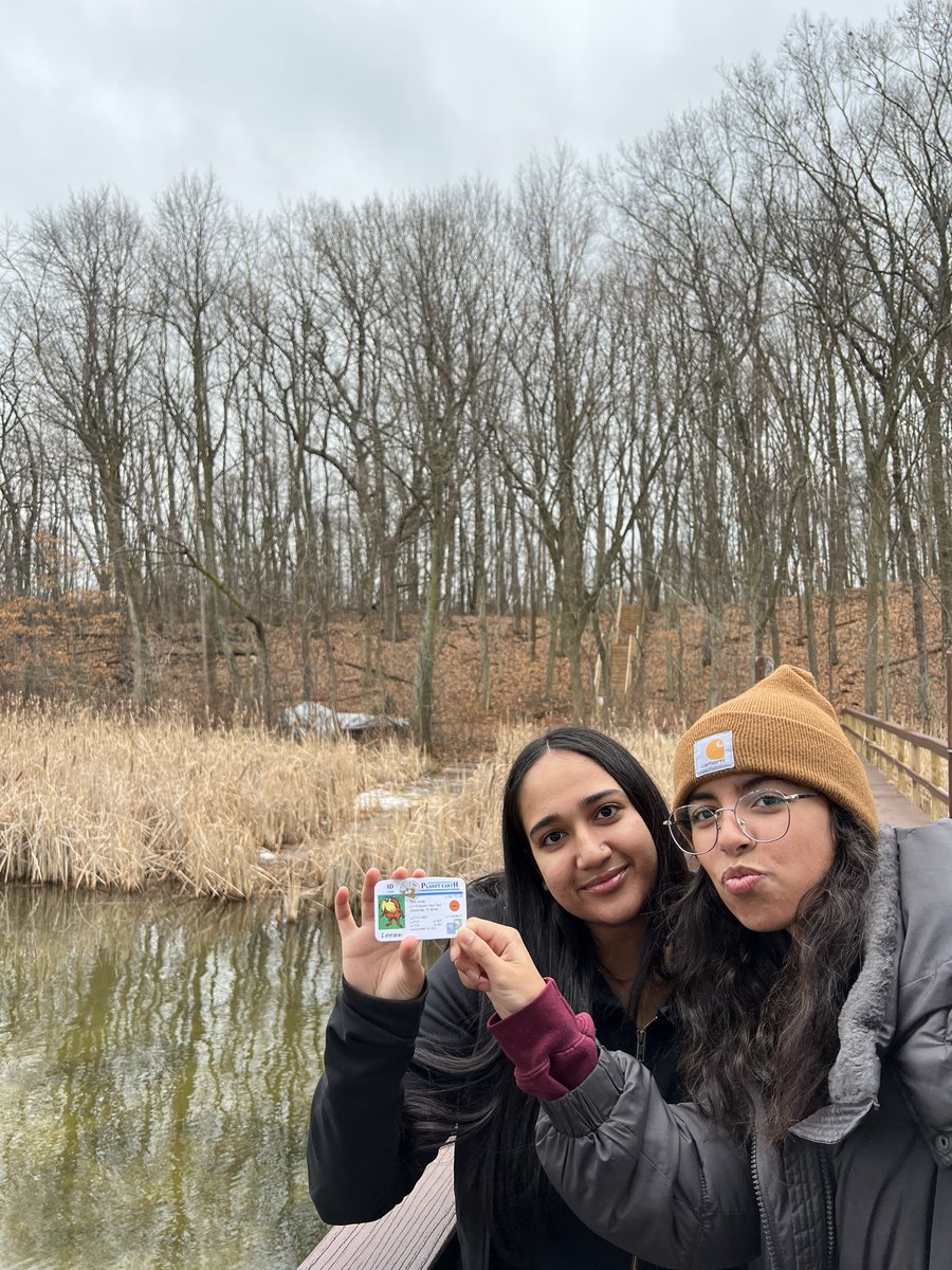 elyse_APES's tweet photo. At the Conservancy for Healing and Heritage, rain picks up many organic materials like leaves and even pet feces. This runoff travels down the hill and into the water. The excess organic material can cause BOD to increase leading DO to decrease @franklinlorax #apeswater https://t.co/3TDxfdP8cG