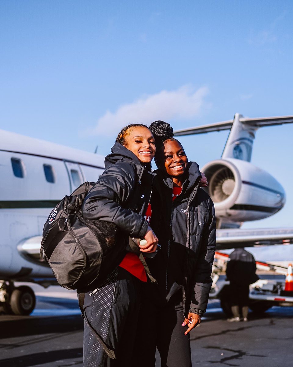 GoBearcatsWBB's tweet photo. Landed in Greensboro 📍

#CHOICES | #BBEFFECT https://t.co/VqjVZkaf6w