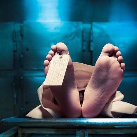 choquei's tweet photo. 🚨BRASIL: Idoso é dado como morto em hospital, vai para funerária e lá família é informada que ele está vivo. O homem chegou a ficar 5 horas dentro de um saco plástico. https://t.co/4hCSoIy2MZ