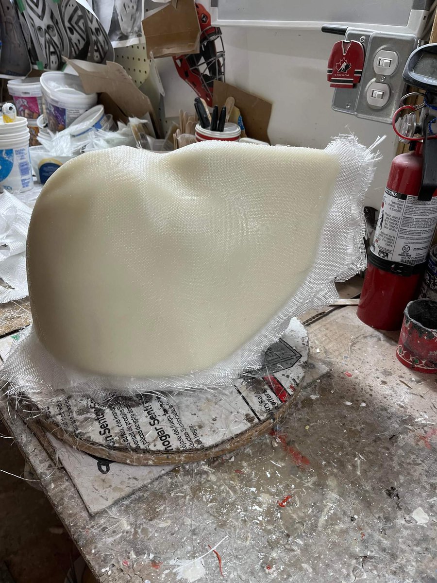 PalmateersM's tweet photo. In the summer I started the process of having a custom goalie mask made. As it gets closer to completion, I'm looking for #Palmateer inspired paint ideas. If you know an artist or would like to DM me your own design, I'll put together a vote and maybe even use the winners design. https://t.co/JntDNuDXqm