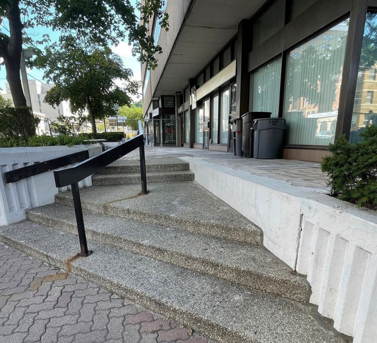 _safescapes's tweet photo. An unbelievable transformation from old concrete to our new rubber safety surfacing. 
.
.
Call 1-888-662-4939
Visit us at https://t.co/wFrH75SWJJ 
.
.
#Safetysurfacing #Rubbersurfacing #Rubber #ORIsurfacing #Surfacing #concrete https://t.co/gqOYk8EVrs