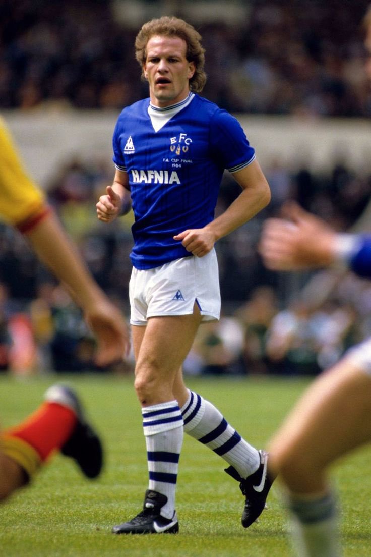 Happy birthday Andy Gray, have a great day   