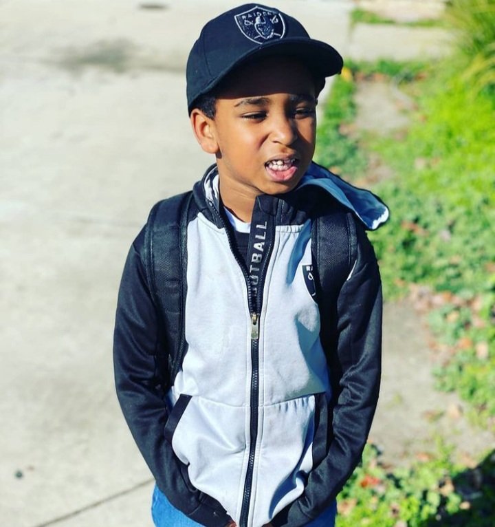 Nasty_Ant650's tweet photo. @Raiders @iAM_JoshJacobs @derekcarrqb This little guy lost his battle to cancer on 9/11. Handle business brothers #BeatTheChargers #OaklandRaiders🏴‍☠️ https://t.co/9taOjRXZXG