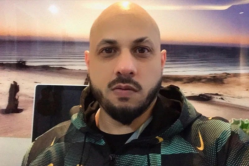 KoeNardoni's tweet photo. Rádio americana toca música de artista e produtor musical brasileiro @tavaresmusicofc - Confira: https://t.co/BWsglwhDdX https://t.co/A8R0iX2ZBQ