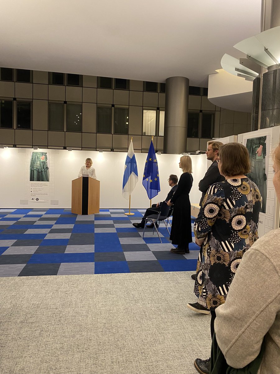 Finixrevolution's tweet image. #wardrobeofthefuture exhibition opening. We need #circulartextiles. @HennaVirkkunen @kirsiniinimaki @BioColourFI @Akatemia_STN