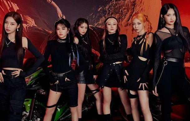 KPOP_SALAD's tweet photo. My K-Pop Top 10 of 2022
#9 Hyolyn - Layin Low
#10 Everglow - Pirate
#14 Brave Girls - Thank You
#26 HYO - Deep
#27 Minseo - #Self_Trip
#28 Owell Mood x BIBI - Picky Baby
#31 YOUHA - Last Dance
#34 ITZY - What I Want
#35 JAMIE - Pity Party
#38 BVNDIT - Venom
#SpotifyWrapped https://t.co/31eA5mBYpH