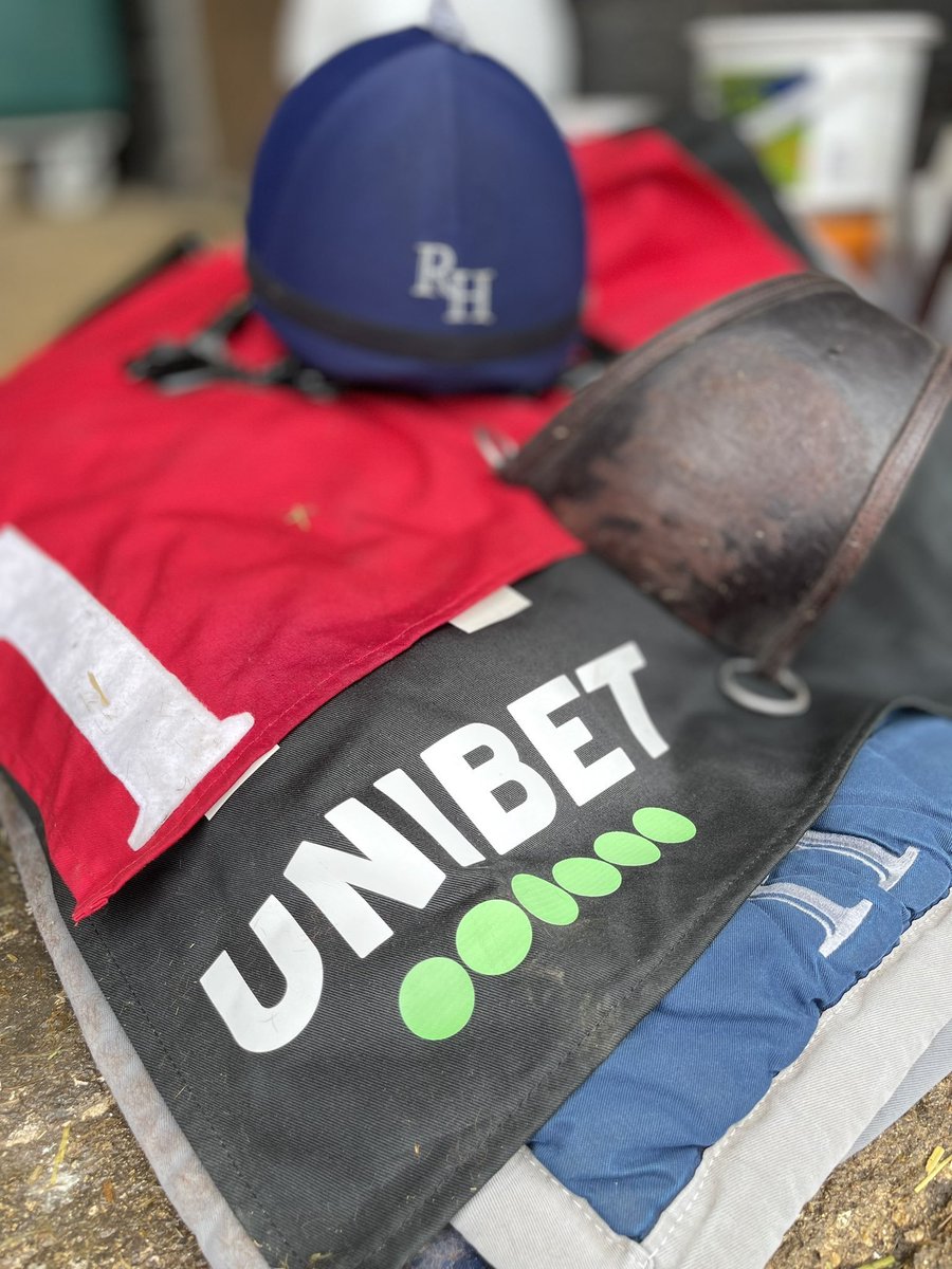 🙌 #WIN tickets to Unibet International Hurdle day at Cheltenham

To enter:

1⃣ Follow <a href="/UnibetRacing/">Unibet Racing</a>
2⃣ Like &amp; RT this post
3⃣ Comment #UnibetInternational

There's TWO PAIRS up for grabs &amp; the comp closes at 3pm on FRIDAY

#WinWednesday 

T&amp;Cs unibet.co.uk/blog/horse-rac…