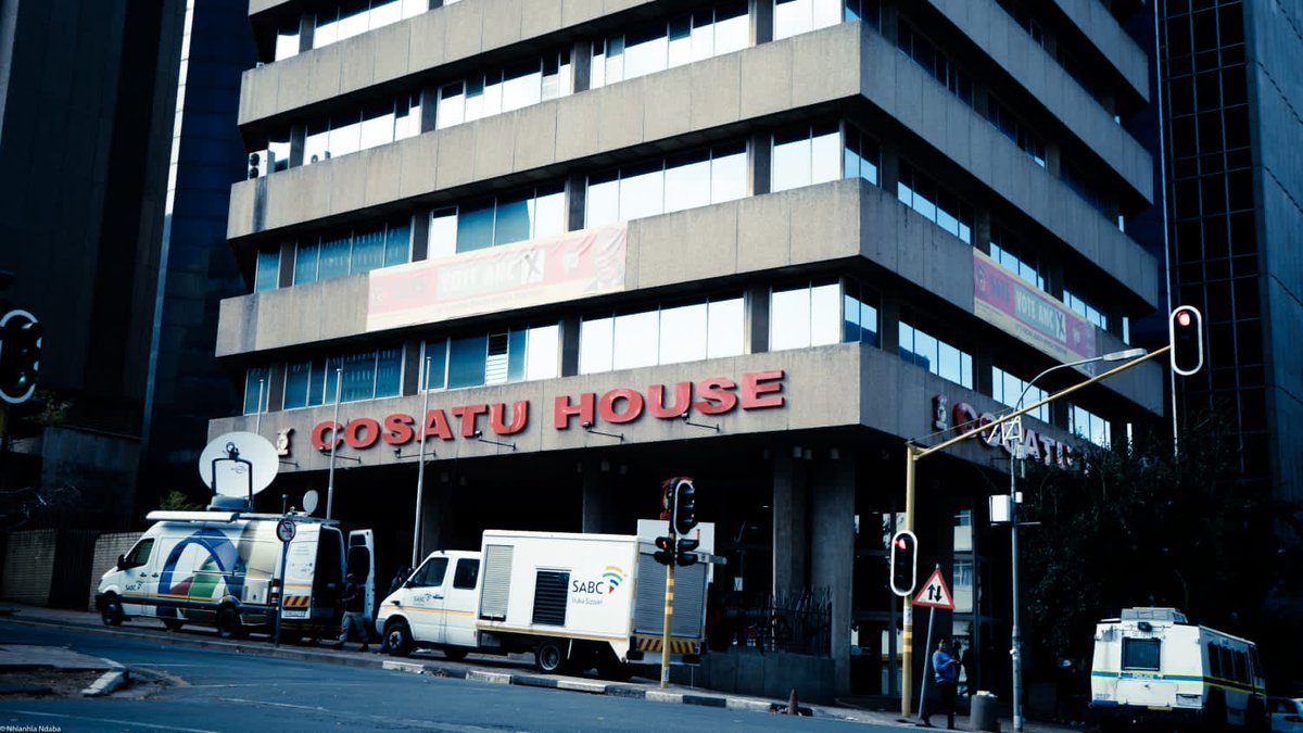 _cosatu's tweet photo. @CapricornFM @DeeNkomo_ Educators act in Loco parentis in all institutions of learning and #SASA Act regards conduct as improper conduct and managers must know better about such policies. @DBE_SA #Section17 is a dismissable offense https://t.co/luPKckhQTC