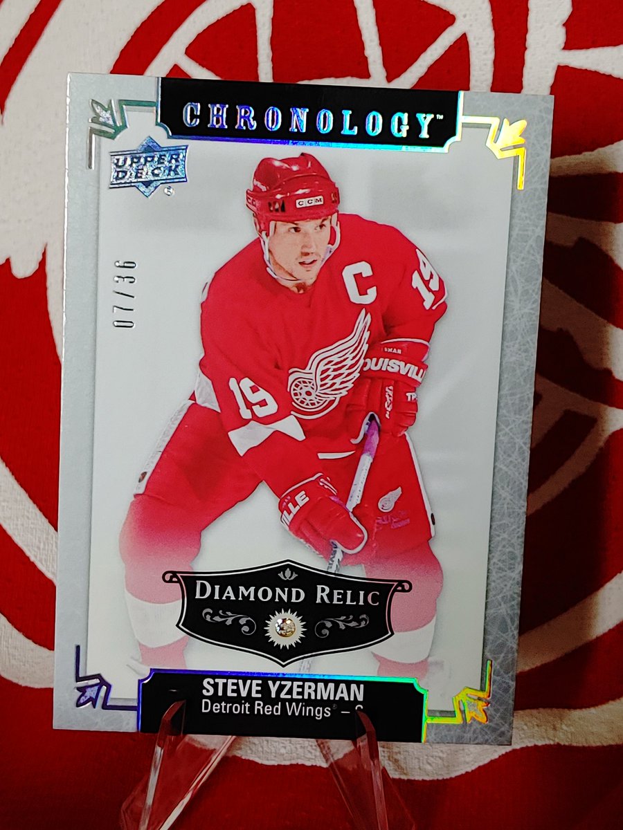 CLESSTER33's tweet image. 18/19 #yzerman Diamond Relic