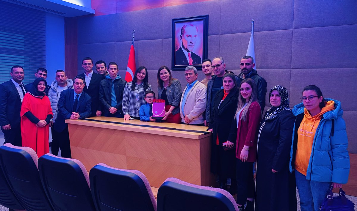 arzuerdemtc's tweet photo. Öğretmenevi çalışanı karde��lerimiz ziyaretimize gelmiştir. Var olsunlar. https://t.co/djt5celrQS