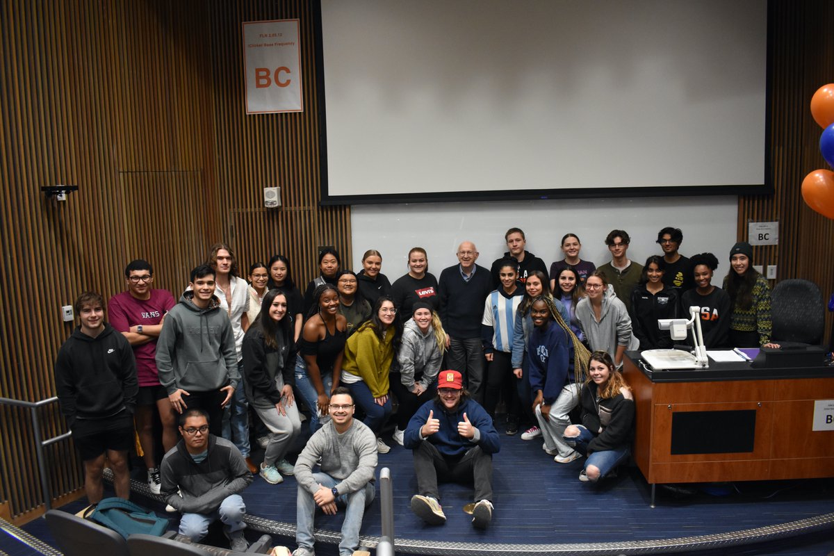 UTSASciences's tweet photo. Congrats to @UTSAChemistry's much-appreciated Dr. Doyle who gave his last lecture this morning and was celebrated by students and colleagues! He will remain at #UTSASciences for another 3 semesters to conduct research before retiring, but his time in the classroom will be missed. https://t.co/E1RLB5tYWv