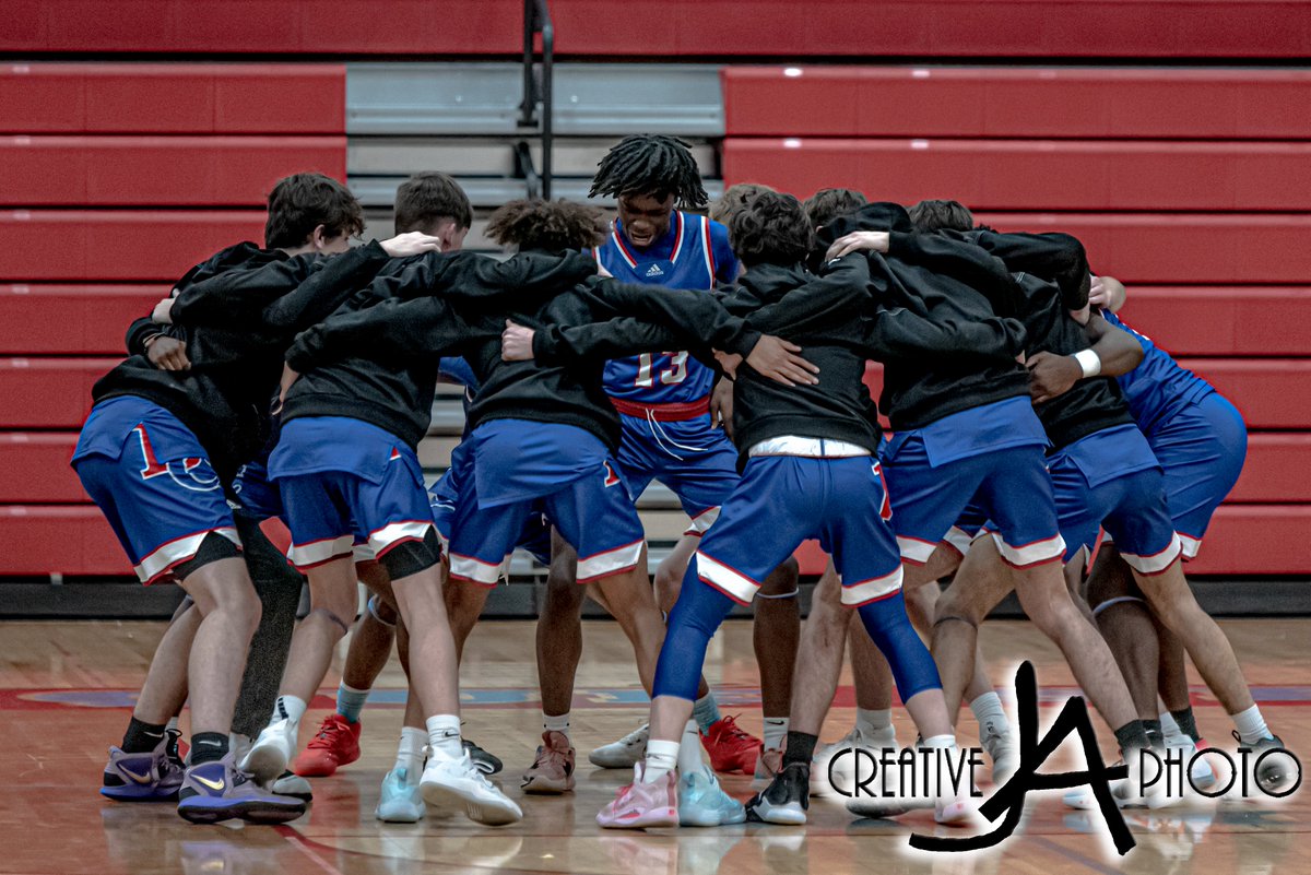 JACreativePhoto's tweet photo. Gallery from @DubSeniorBball / @bluedevilboysy1 yesterday! #iahsbkb #shotclockera
https://t.co/gRsZA1SM14 https://t.co/EZvaLG20El