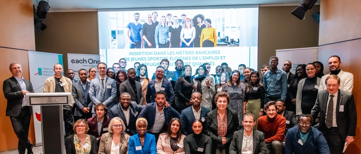 FBF (@fbffrance) on Twitter photo 🔚📸Cérémonie de remise d’attestations de formation professionnelle aux fondamentaux des métiers bancaires : merci à <a href="/eachOne_co/">each One</a>, <a href="/APELS_/">Agence pour l’Éducation par le Sport - APELS</a>, <a href="/ESBanque/">L’École supérieure de la banque</a> et à tous les participants.
👏Félicitations aux 39 sportifs et 11 personnes réfugiées pour leur parcours !
#banques #insertion 🔚📸Cérémonie de remise d’attestations de formation professionnelle aux fondamentaux des métiers bancaires : merci à <a href="/eachOne_co/">each One</a>, <a href="/APELS_/">Agence pour l’Éducation par le Sport - APELS</a>, <a href="/ESBanque/">L’École supérieure de la banque</a> et à tous les participants.
👏Félicitations aux 39 sportifs et 11 personnes réfugiées pour leur parcours !
#banques #insertion