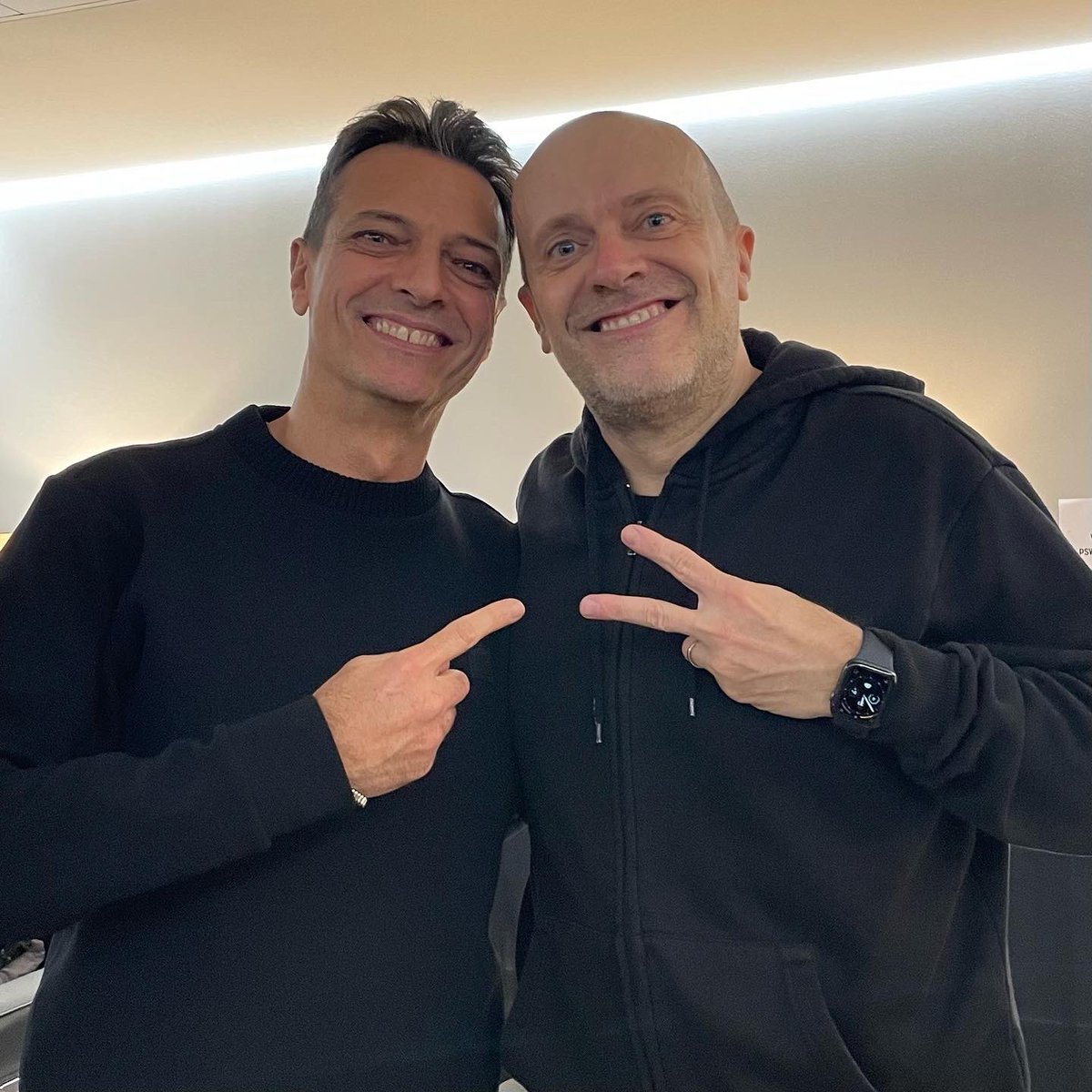 Festa grande al concerto di Max
#MaxPezzali #milano #molella #2022
