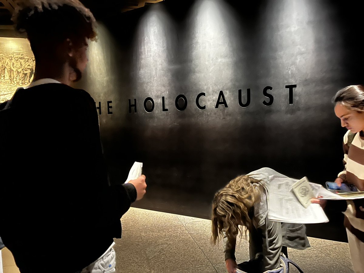 bluebirdlibrary's tweet photo. Powerful Field Trip with Mr. Williams’ Facing History Ss to the US Holocaust Memorial Museum #kenwoodmakesgreatkids https://t.co/eVAuiYBZRB