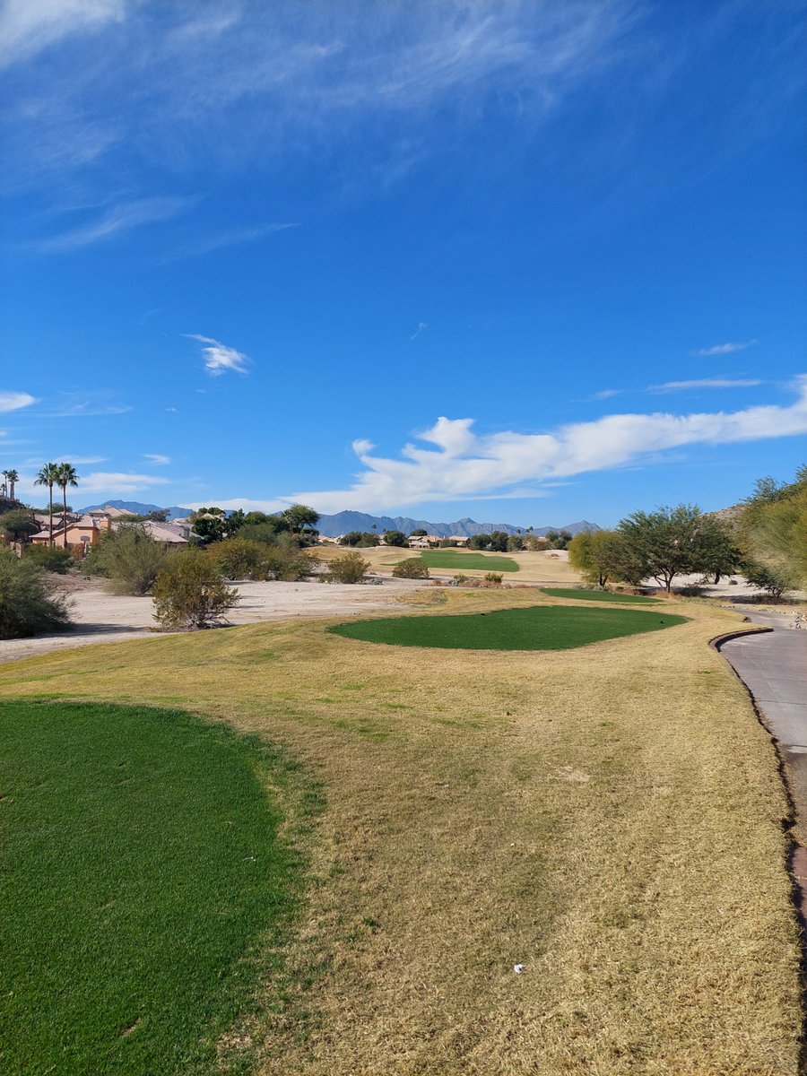 KurtFast's tweet image. Perfect day for golf!