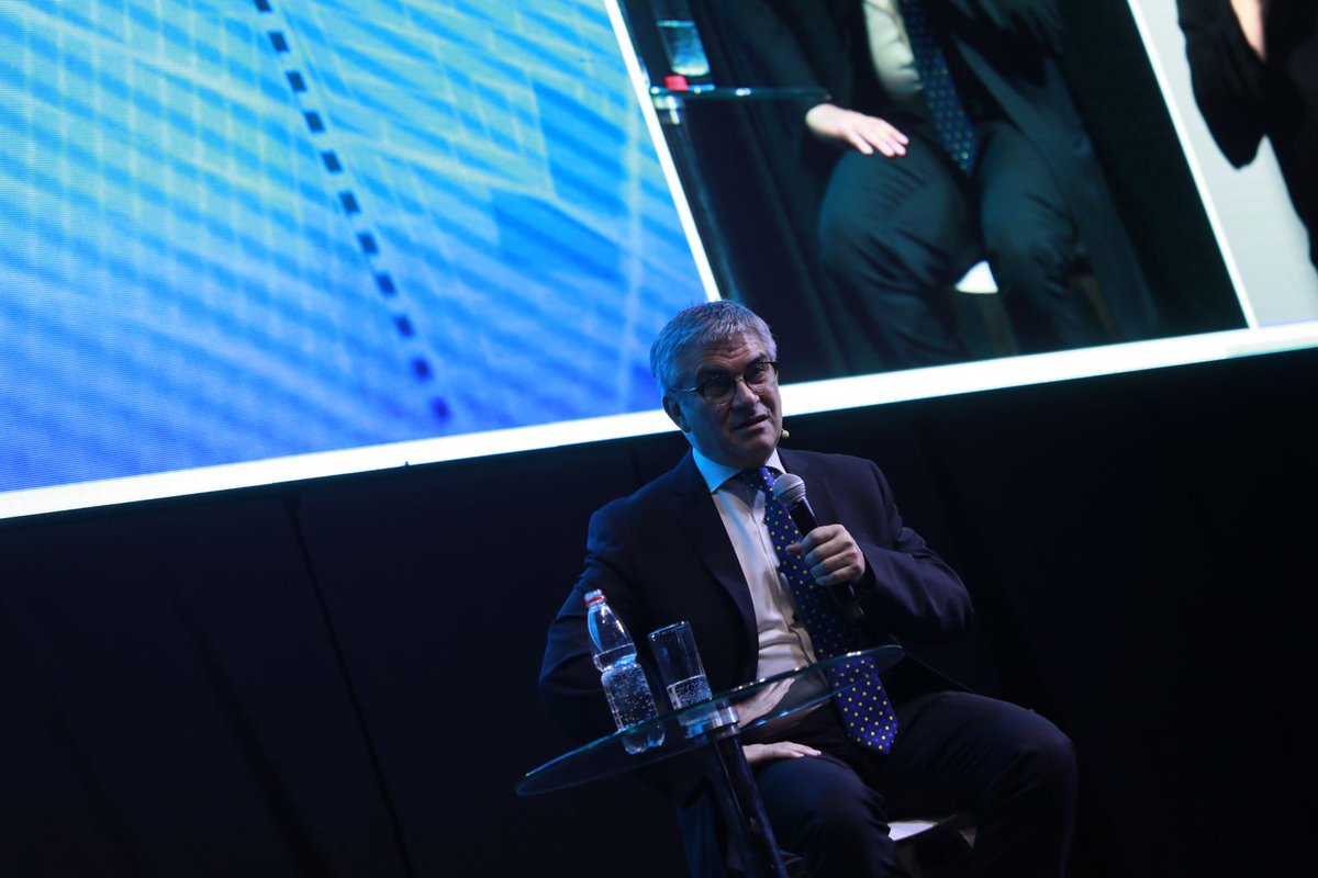 “Se aprobó un presupuesto que aumenta el gasto en 4,2% y que generará déficit del orden de 2% del PIB. Eso se ubica en la senda de consolidación fiscal que definió el Gobierno hasta el 2026 y que permitirá estabilizar los niveles de deuda pública" dijo Ministro Marcel #Erede2022