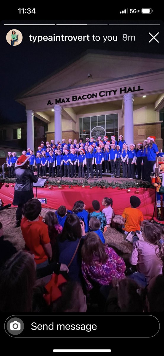 KSEMusic's tweet photo. Pictures from last night’s @SmyrnaNews Tree Lighting! @CobbPerforms @KSpringsLions https://t.co/An5AxPqboR