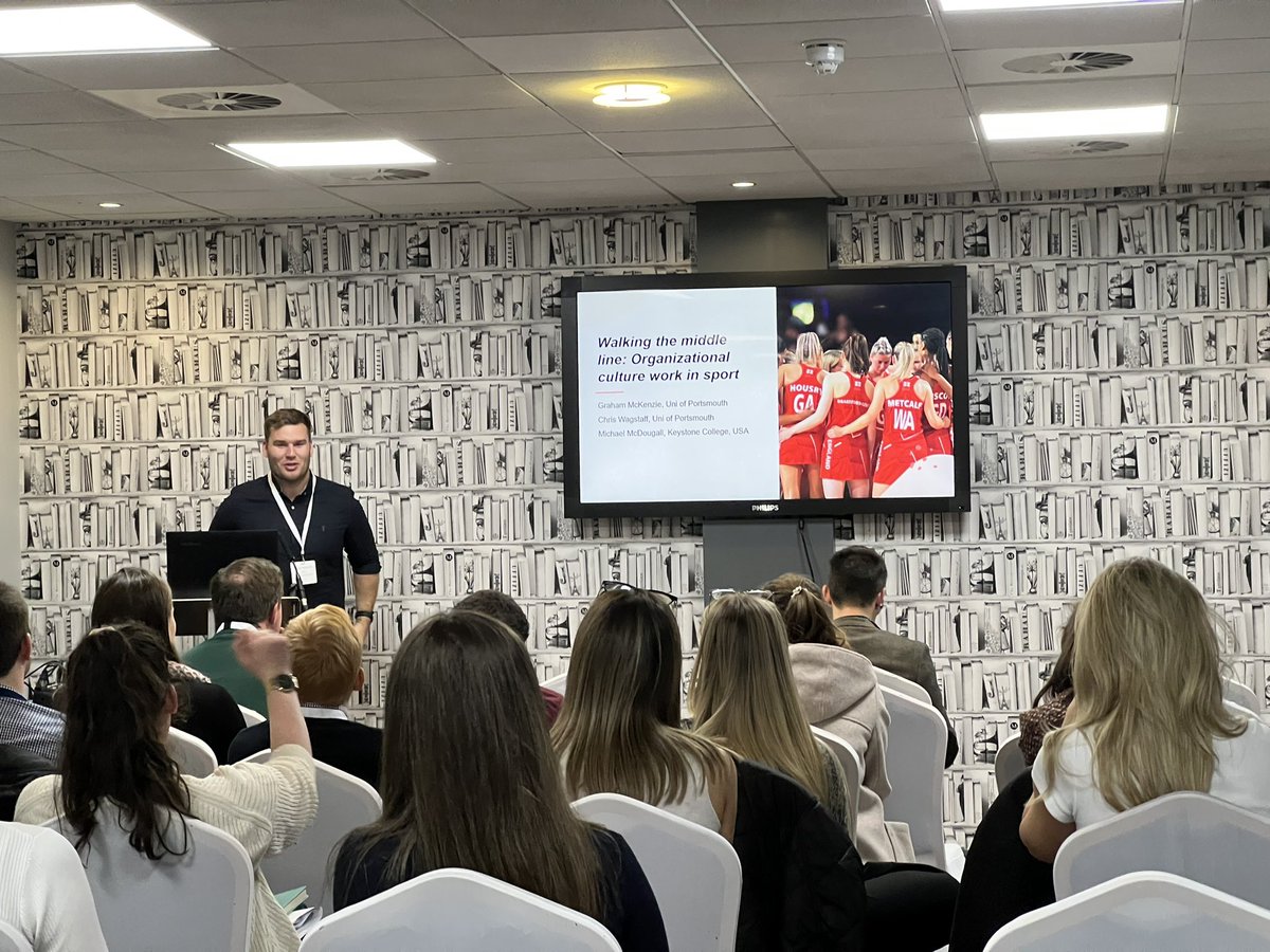 wagstaffchris's tweet photo. So proud of our @portsmouthuni @UoPSportScience Prof Doc and PhD students who have been presenting their excellent research and practice work this week at the @BPS_DSEP annual conference. Just a taste of the fantastic work emerging from this group and they outnumbered the staff! https://t.co/dDvAELMJ6Z