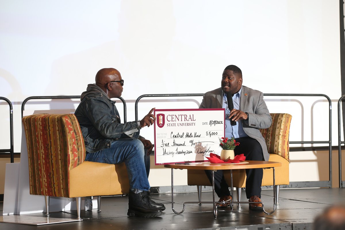 CentralState87's tweet photo. Thank you to all who donated this #GivingTuesday! We surpassed our goal of $250,000 with $269,462! Remember, November is the month of giving, so there is still time for you to become a #CSUBeliever today.
Click the link below to donate now. #FGFCFS
https://t.co/vYpFMohqwc https://t.co/lUSAbpZ2IW