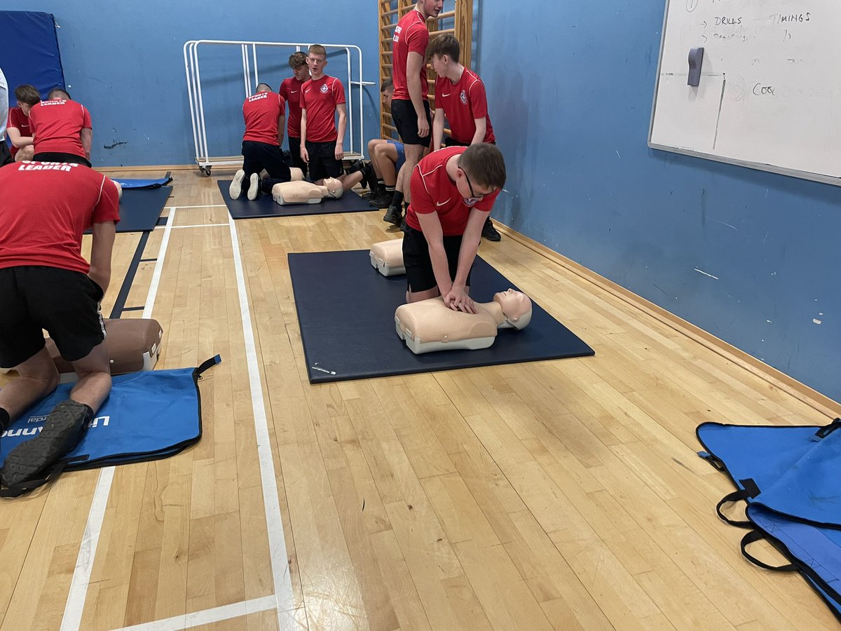 stcolumbaPEdept's tweet image. Sports Leaders starting their Heart Start Buddy Training today! #emergencylifesavers #howtosavealife #leadershipinaction! @_stcolumba @schs_hwb @SClpl @NHSGGC @ActiveSchoolsIC