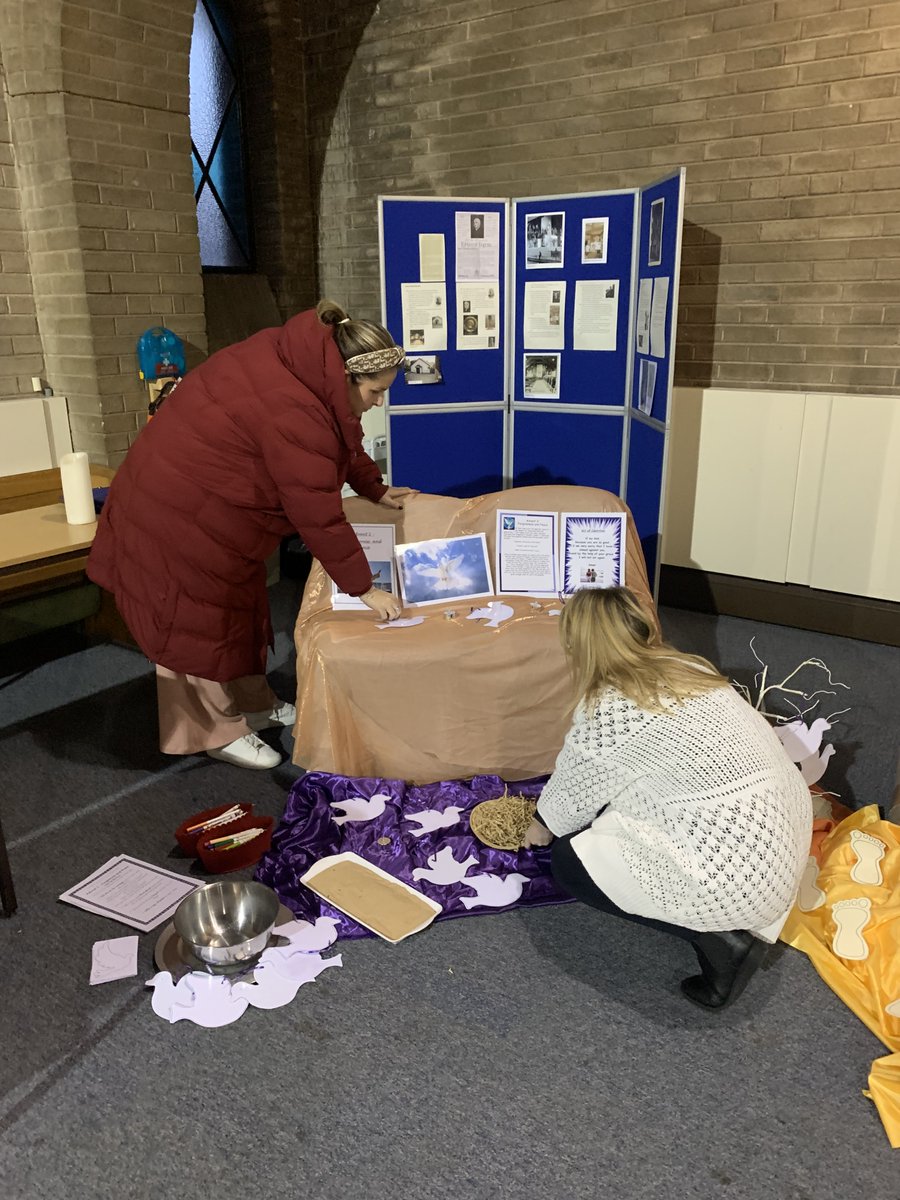 SsPeterPaulSch's tweet image. We&apos;re busy getting ready for the Advent prayer trail tomorrow. #gettingready #stayawake #firstweekofadvent #hope