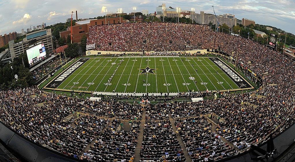 Hollywood_43's tweet image. Blessed to have an Opportunity to play at Vanderbilt University ⚓️