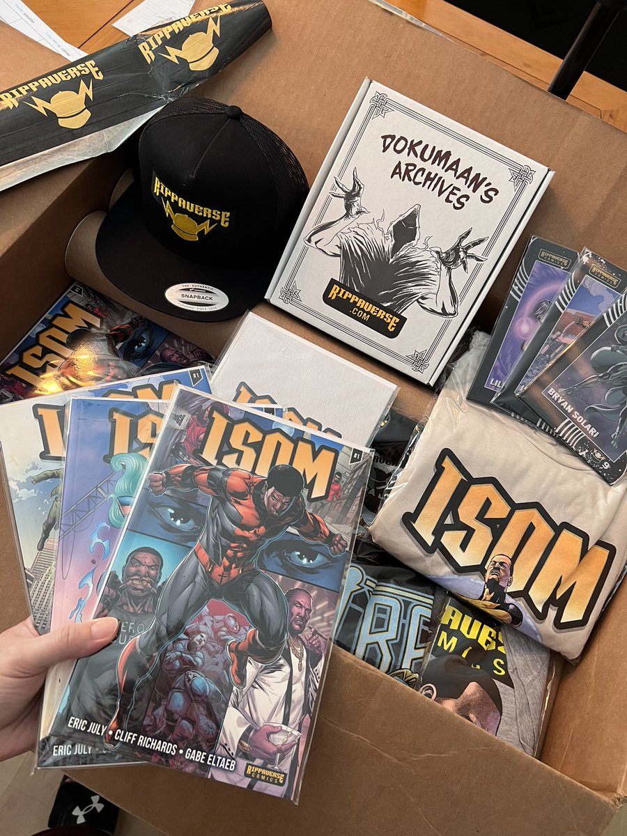 stevensanchez's tweet photo. YES YES YES!!! Guess who just got his WINNINGS from @TheRippaverse and signed copies of @EricDJuly comics of ISOM! Meeeee!!! ULTRA MEGA THANK YOU guys! Gonna enjoy these and can’t wait to start reading issue 1! 🤩
#rippaverse #artcontestwinner #boxofgoodies #comicbooks https://t.co/42KkRYSQJJ