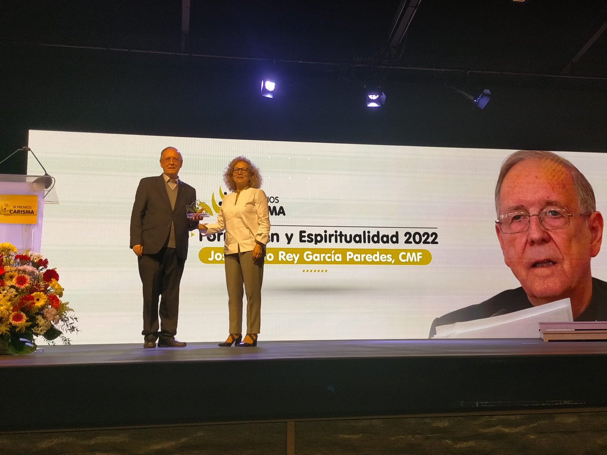 El P. José Cristo Rey García Paredes recibe de <a href="/MediosConfer/">CONFER</a> el premio Carisma de Formación y Espiritualidad

claretianos.es/noticias/30-11…