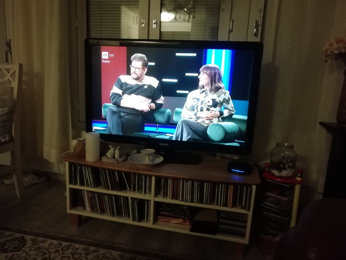 On hienoa, että lineaarisessa tvssa oli peräti 1,5 tuntia kirjallisuudesta. Olisiko kisat silti kannattanut viedä Qatariin? #Finlandia