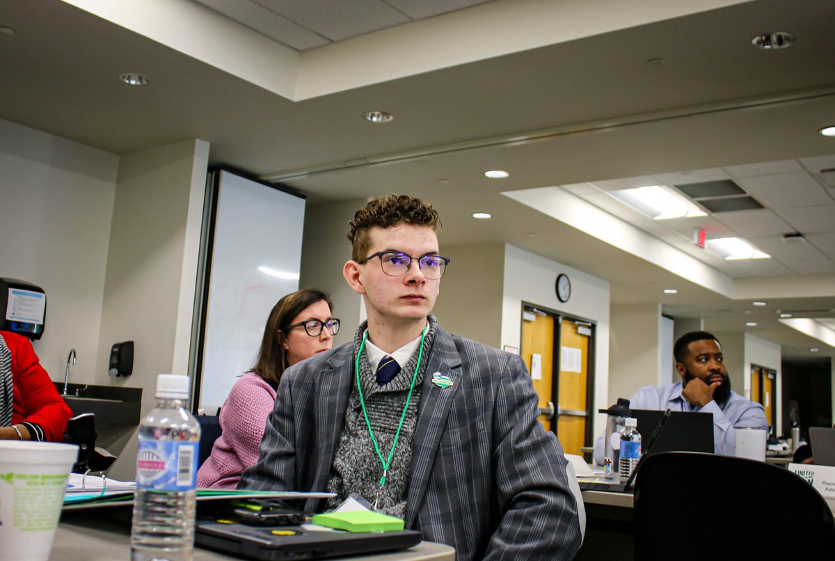 KDE Commissioner's Student Advisory Council (@kdestuvoice) on Twitter photo "I don't want everyone to fit the mold. I want the mold to fit everyone," @BWKDEStuVoice said during the <a href="/UnitedWeLearnKY/">UnitedWeLearnKY</a> Council convening.
#KyEd #StuVoiceKY #UnitedWeLearnKY "I don't want everyone to fit the mold. I want the mold to fit everyone," @BWKDEStuVoice said during the <a href="/UnitedWeLearnKY/">UnitedWeLearnKY</a> Council convening.
#KyEd #StuVoiceKY #UnitedWeLearnKY
