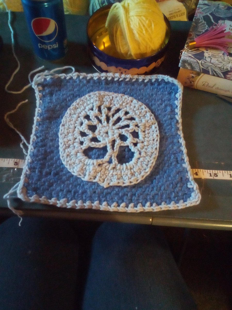 Danica456982's tweet photo. Finishing up a previous project. I'm not totally happy with the sides, but love the way this came out colorwise. βΊοΈ #Crochet #CraftDay #TreeofLife #LightBlue #DarkBlue #Cloth #Dishcloth #PrayerCloth #Wednesday #WorkinProgress https://t.co/3BML5sv7GZ