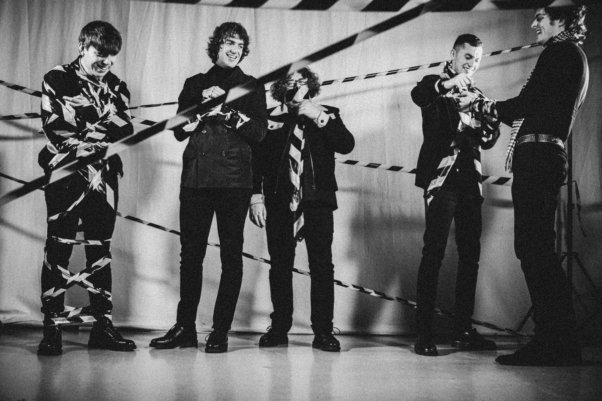 Shambolics tweet media