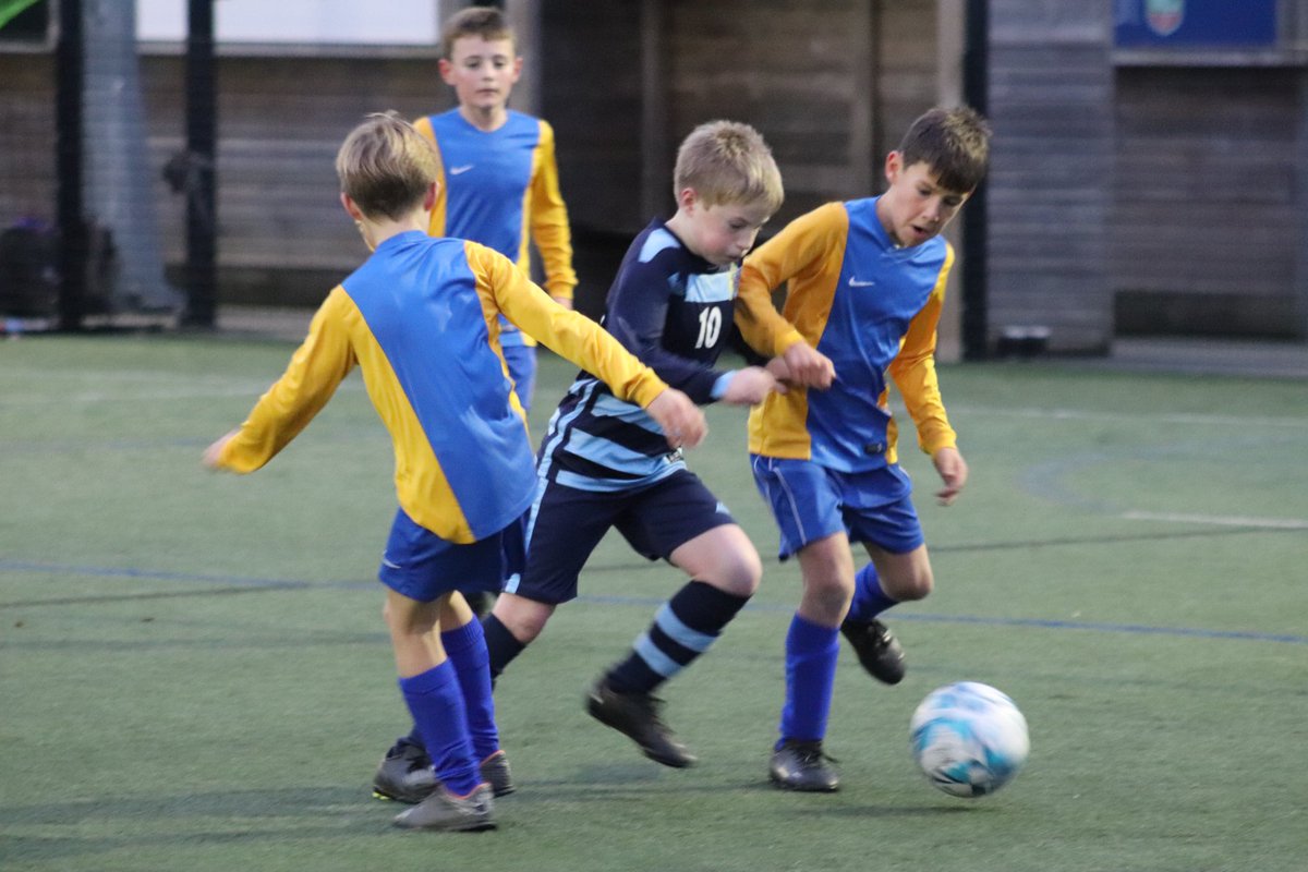 ECJS_Sport's tweet image. ⚽️YEAR 5/6 FOOTBALL⚽️ 

📸 Action from @GsySchoolsFA Darling Challenge Cup Final. 

Thank you Mrs Stevens for the photos 😊